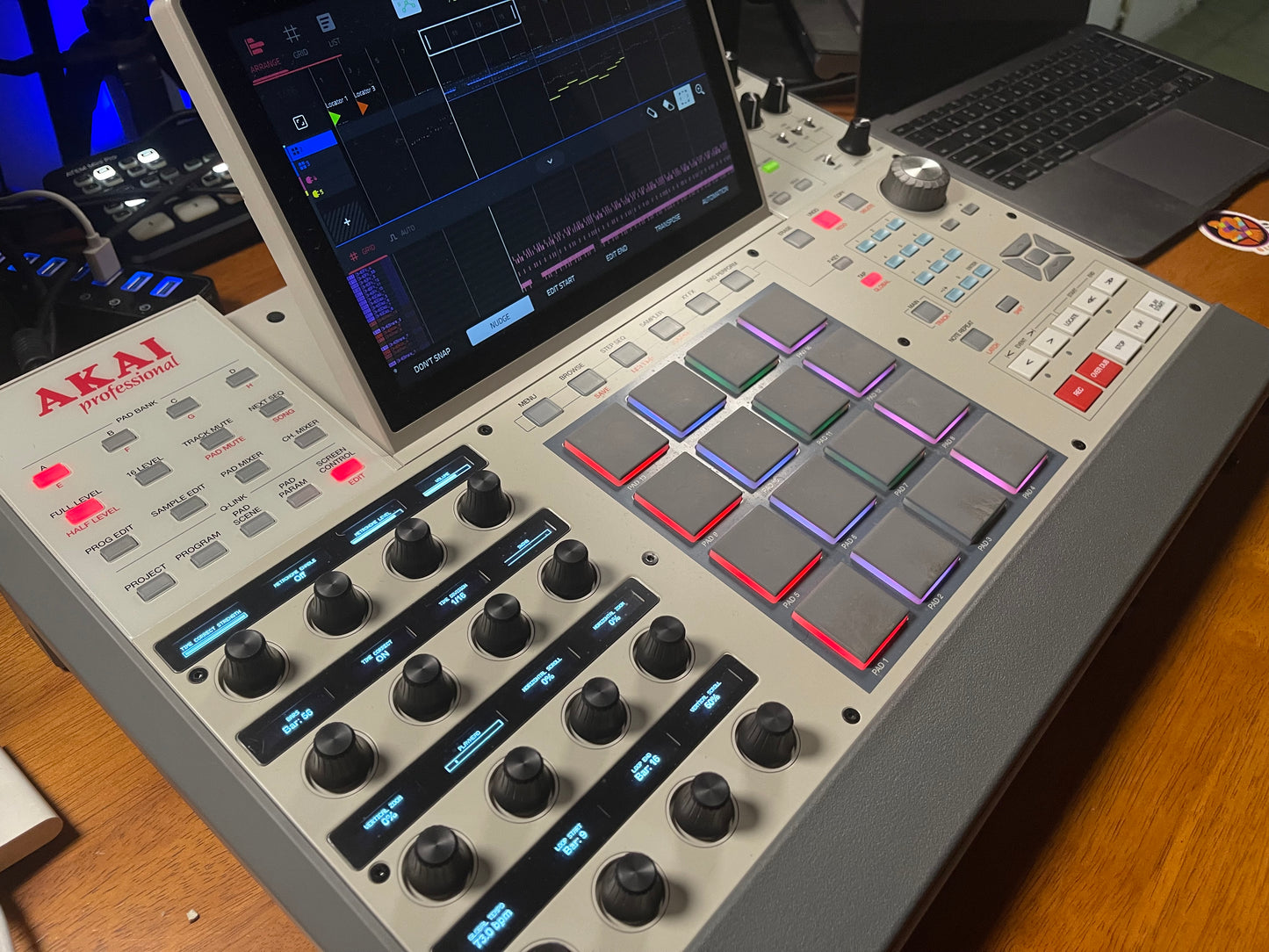 AKAI MPC X SE used