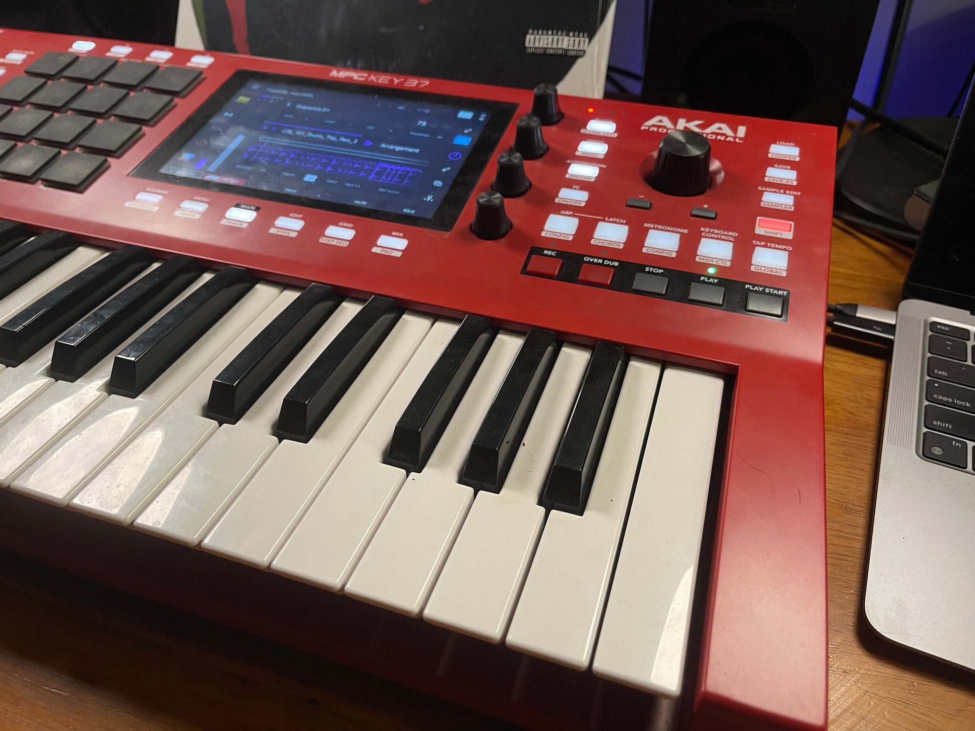 Akai MPC Key 37 used mint condition – 16-levels Akai MPC Key 37 used mint condition – 16-levels